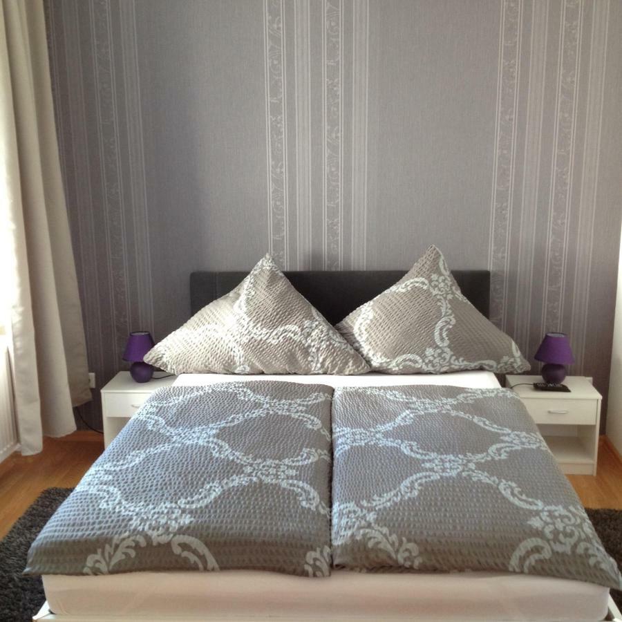Am Schlossparkcenter Apartment *